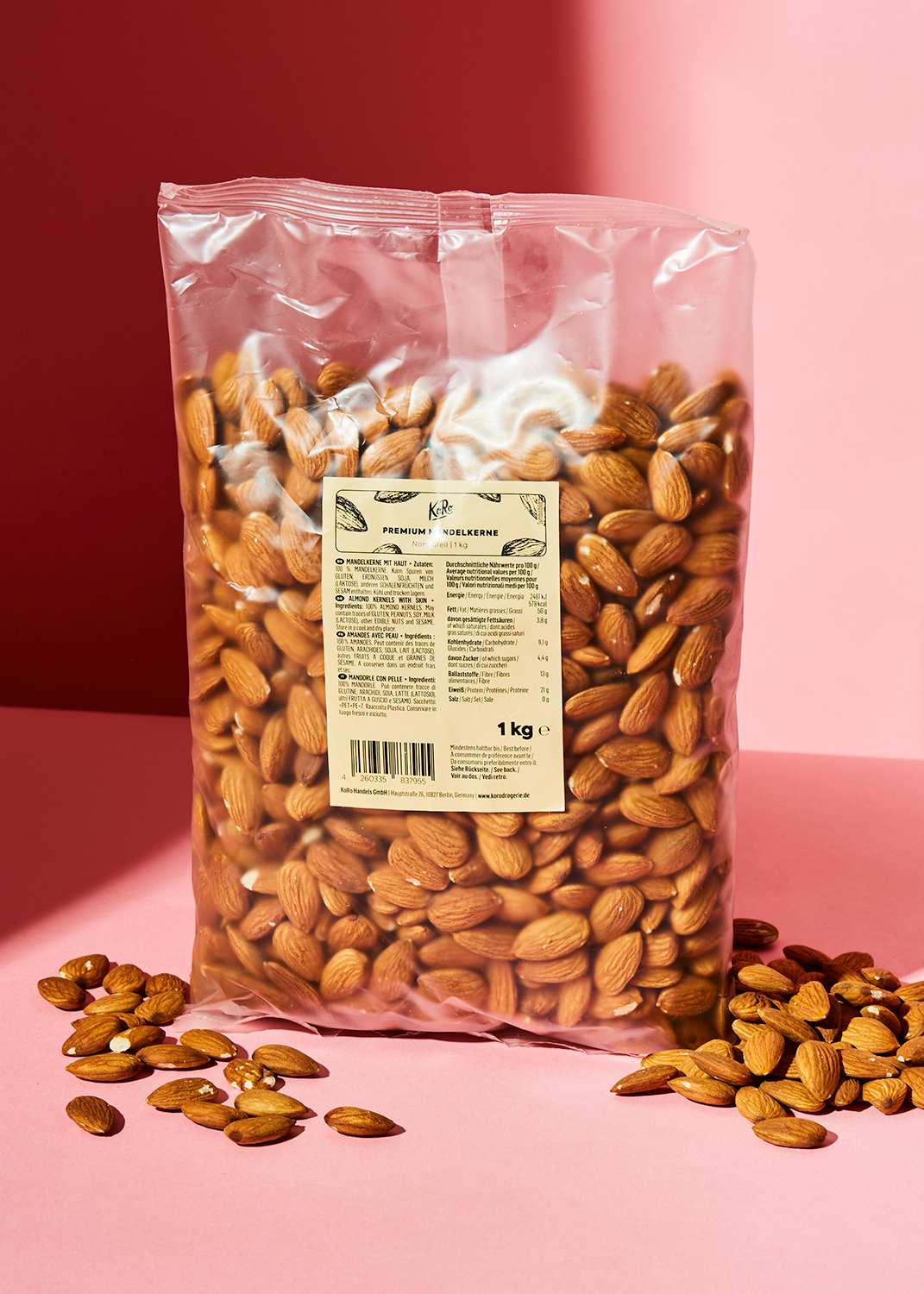 Buy premium almonds in bulk 1kg KoRo Germany
